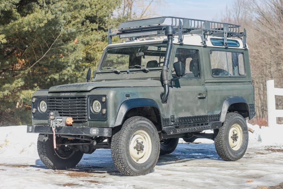 1987 Land Rover 90 / Defender 90 (Euro Spec) sold for $22,000