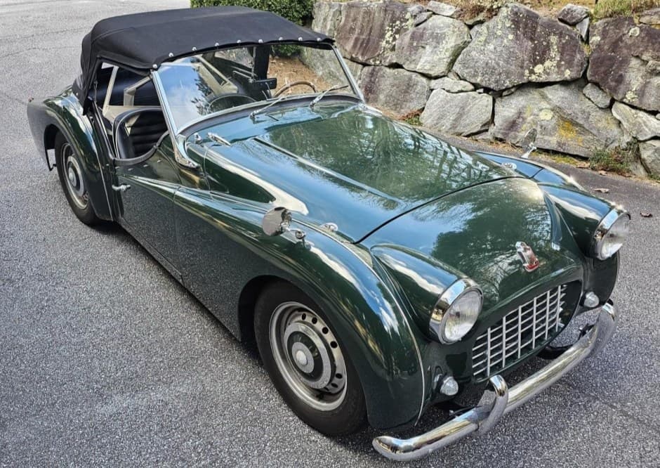 1960 Triumph TR3 sold for $15,000