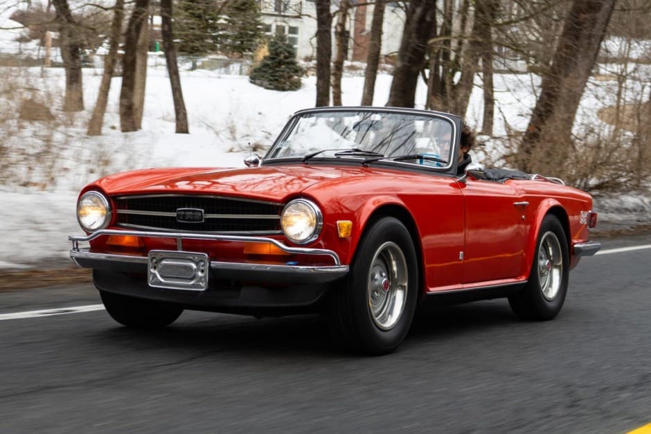 1973 Triumph TR6 sold for $14,555