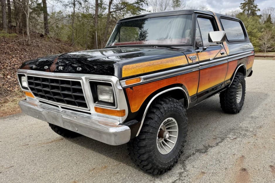 1979 Ford Bronco 2nd Generation 1978-1979 sold for $33,250