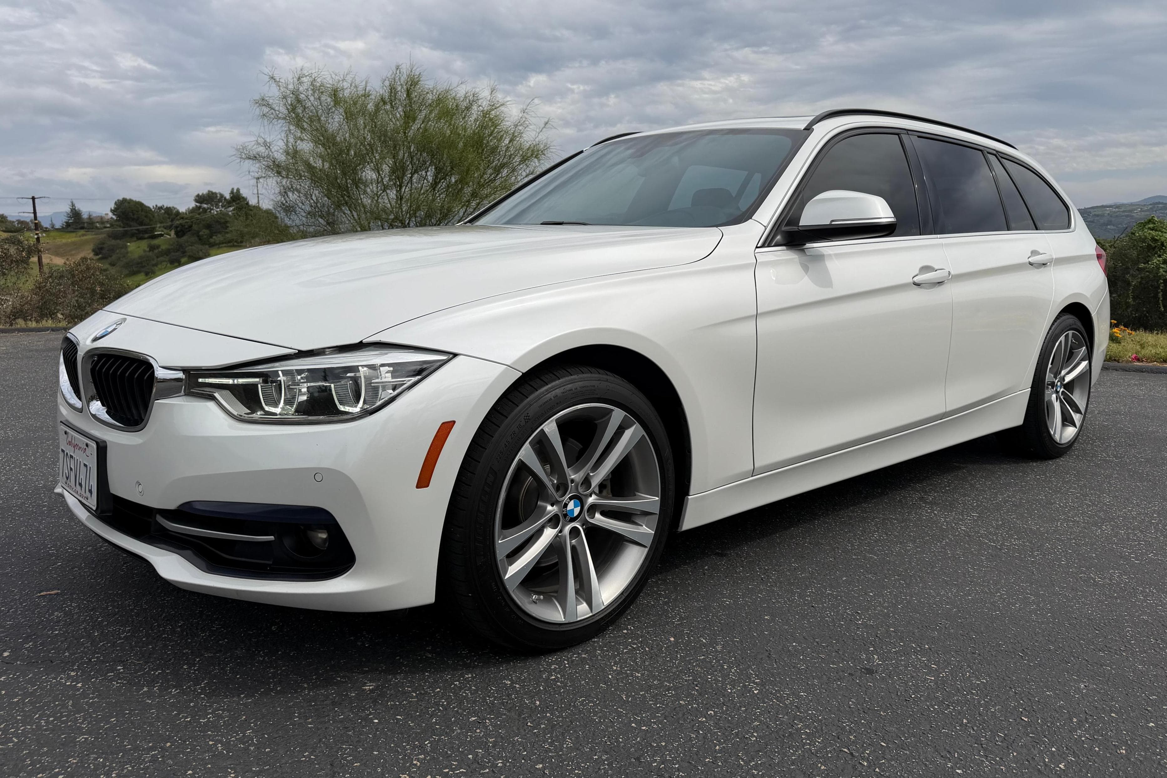 2016 BMW 3 Series sold for $16,100