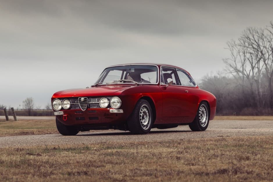 1974 Alfa Romeo 105/115 Series Coupe sold for $87,500