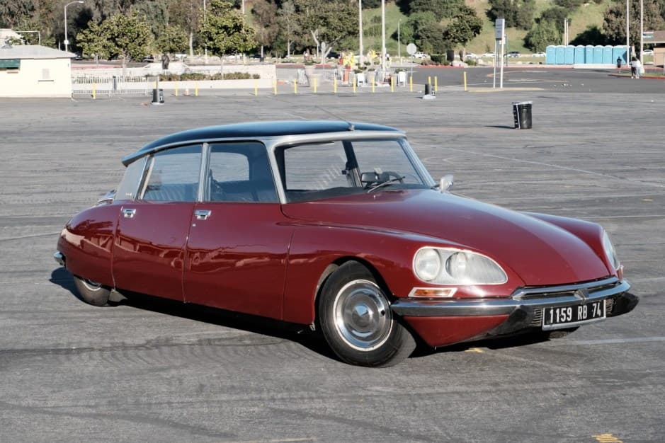 1974 Citroen DS sold for $24,000