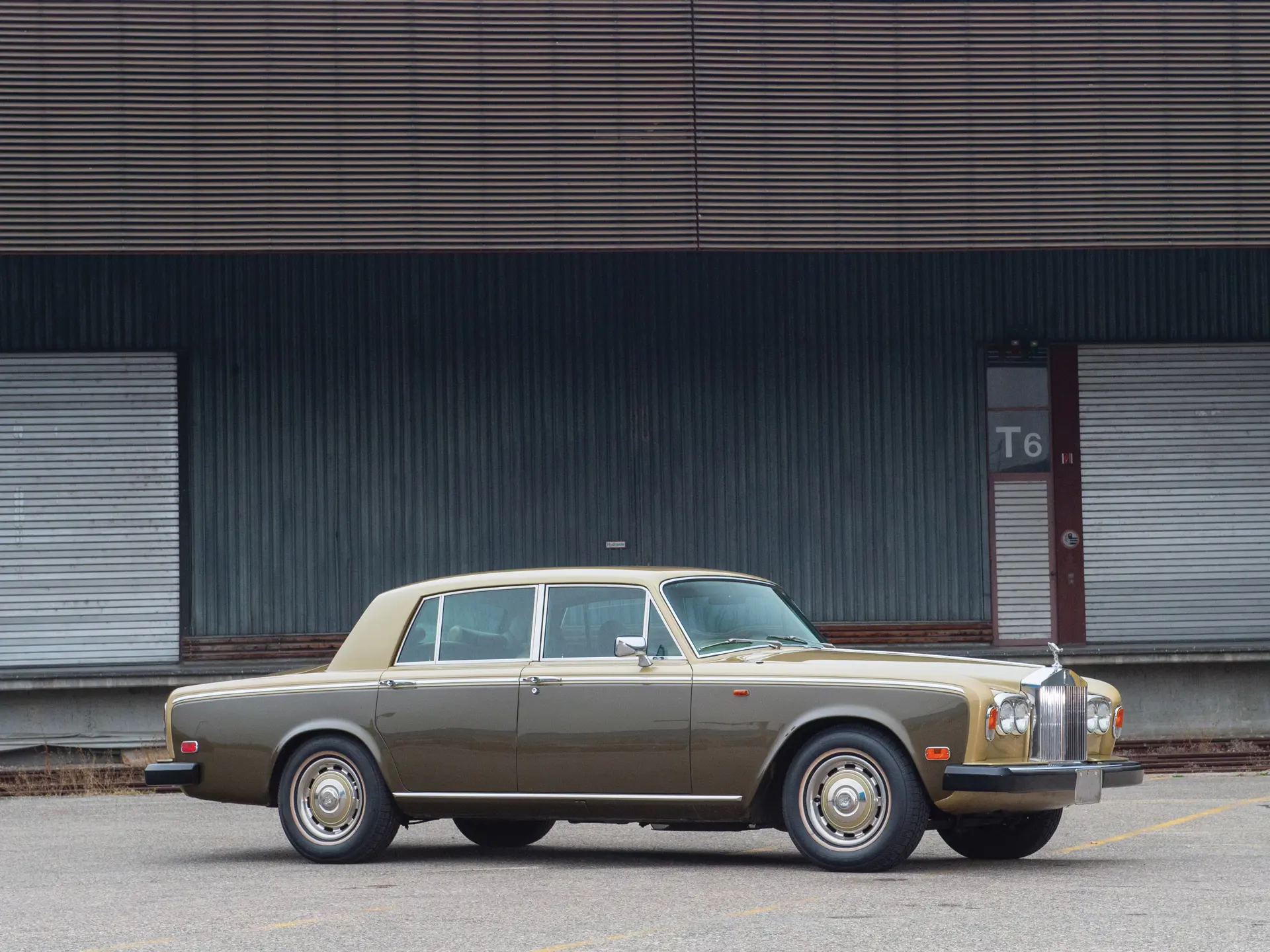 1979 Rolls-Royce Silver Shadow II sold for €12,650