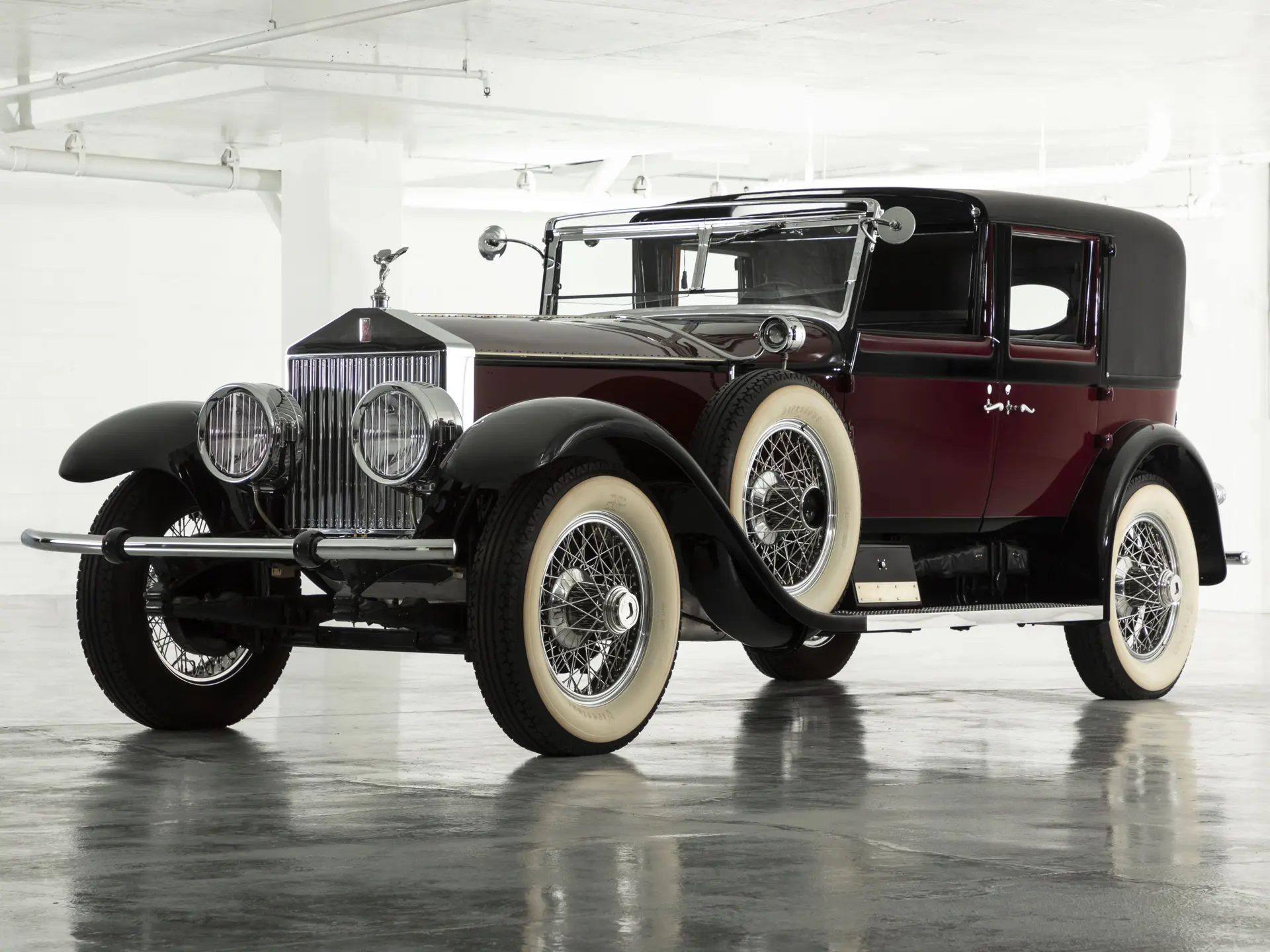 1928 Rolls-Royce Phantom I Etoile Town Car sold for $170,500