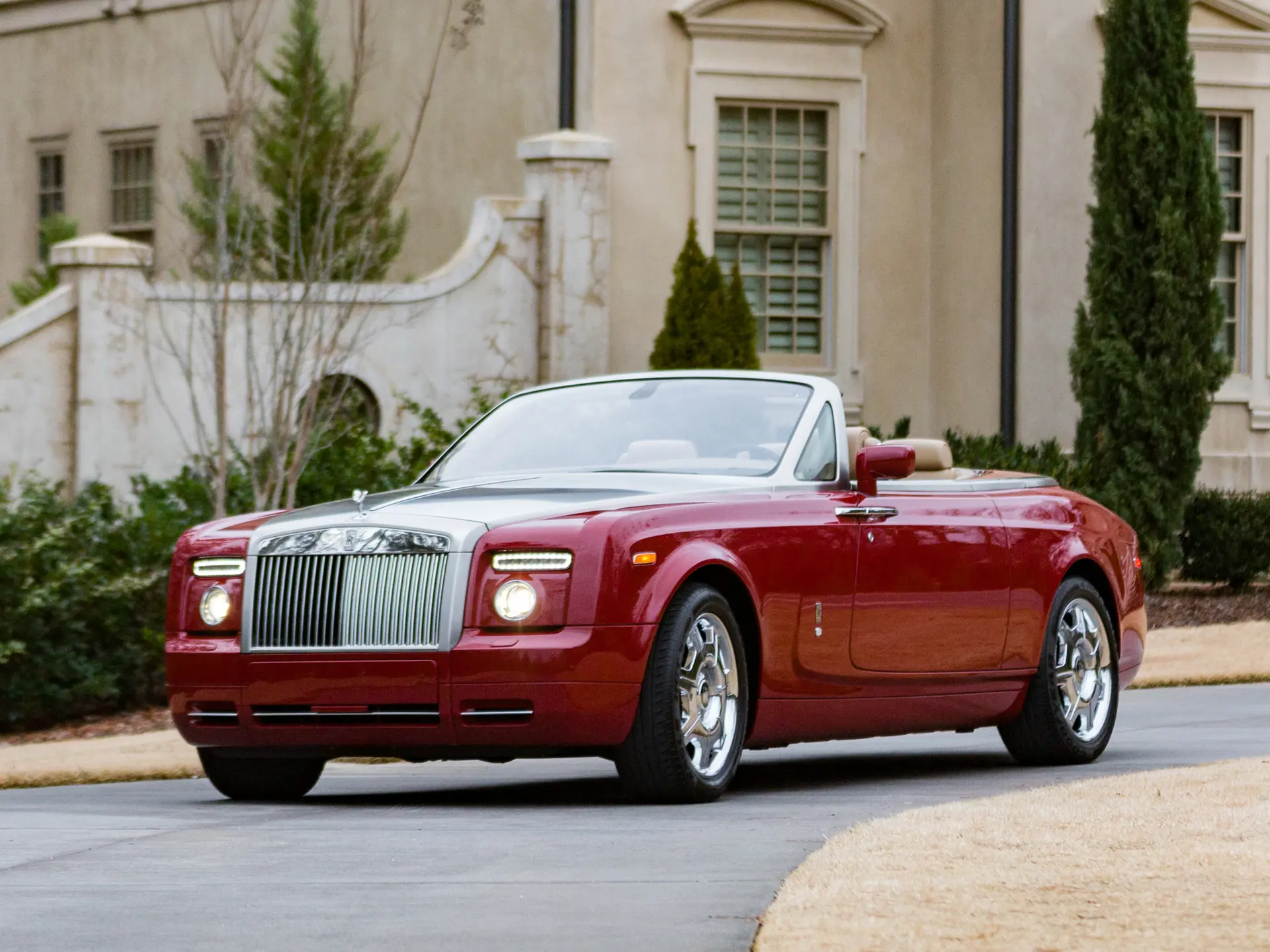 2008 Rolls-Royce Phantom Drophead Coupe sold for $187,000