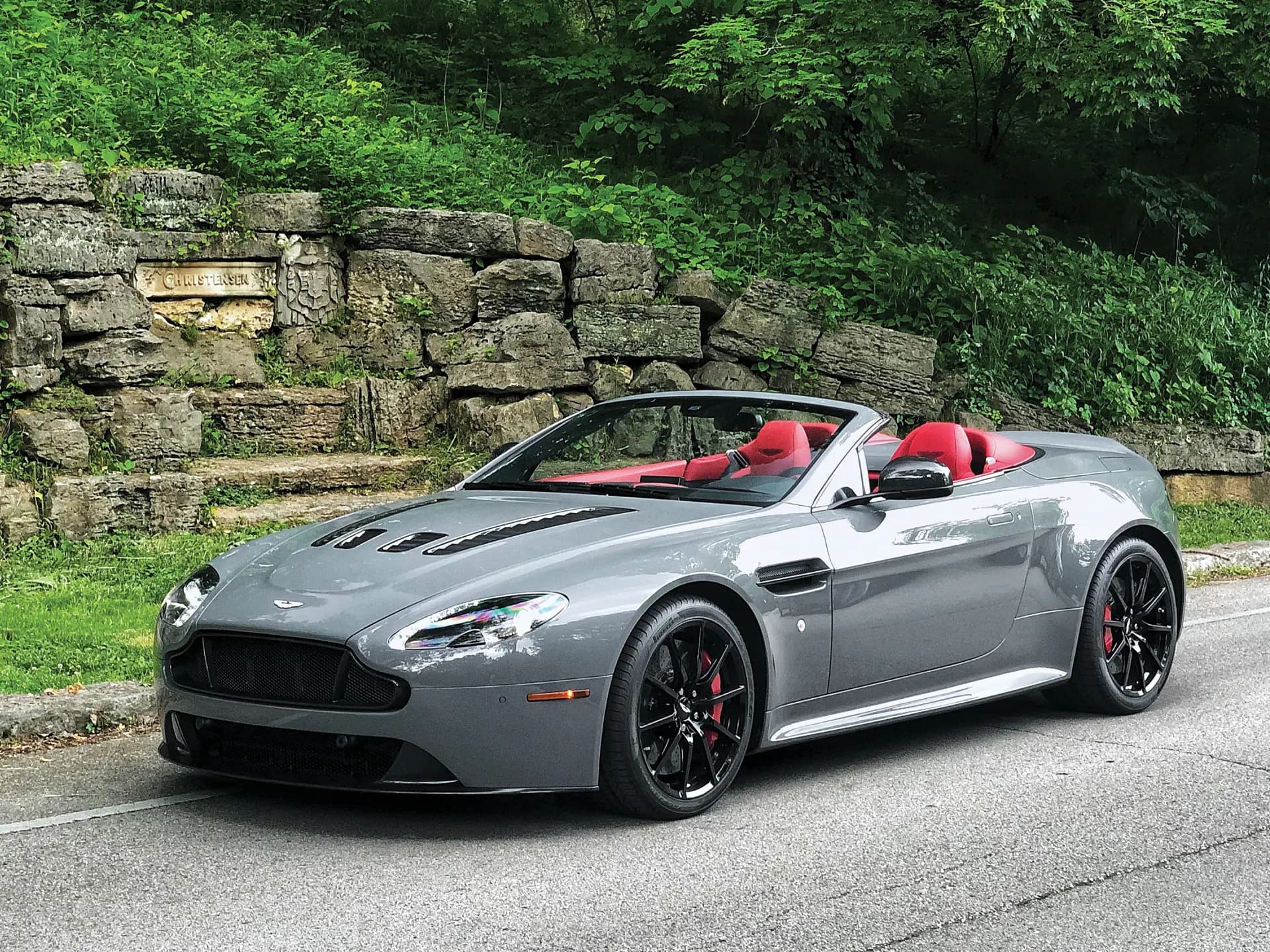 2017 Aston Martin V12 Vantage S Roadster sold for $246,400