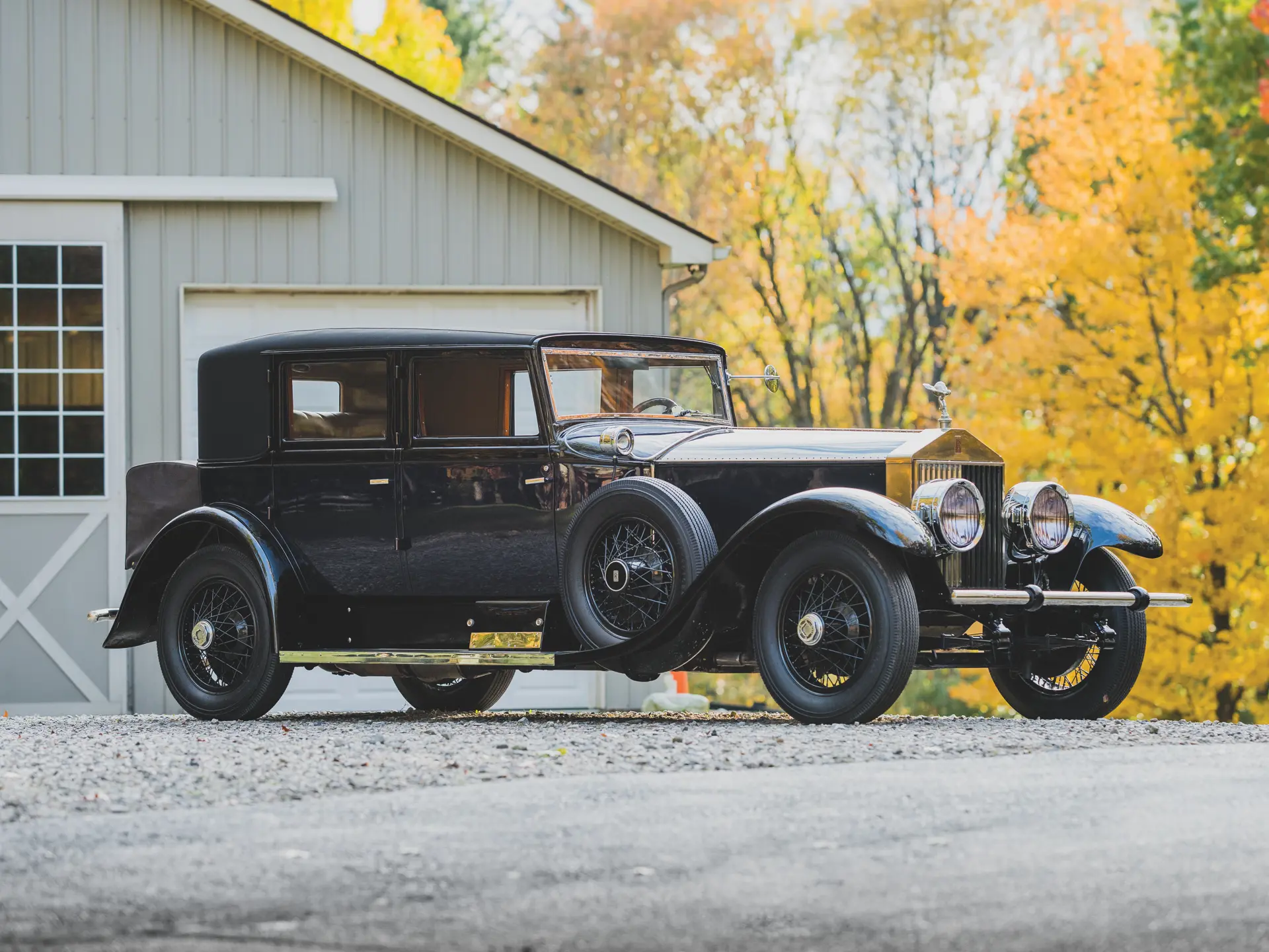 1927 Rolls-Royce Phantom I Avon Sedan sold for $75,600