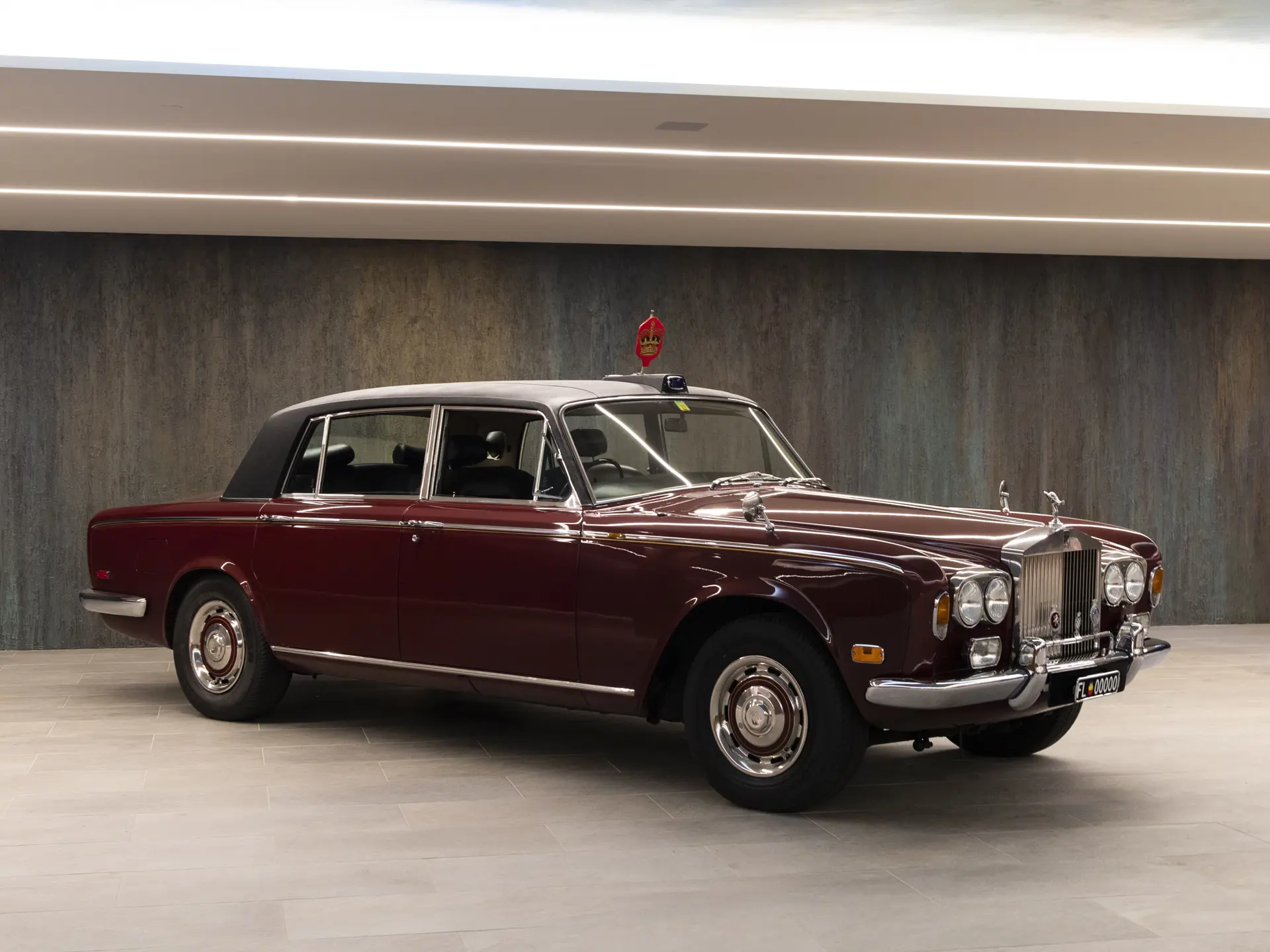 1975 Rolls-Royce Silver Shadow LWB Saloon 'Princess Margaret' sold for $126,500