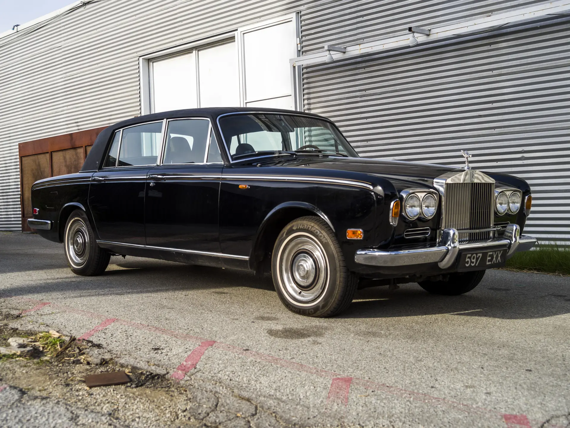 1971 Rolls-Royce Silver Shadow LWB sold for $7,975