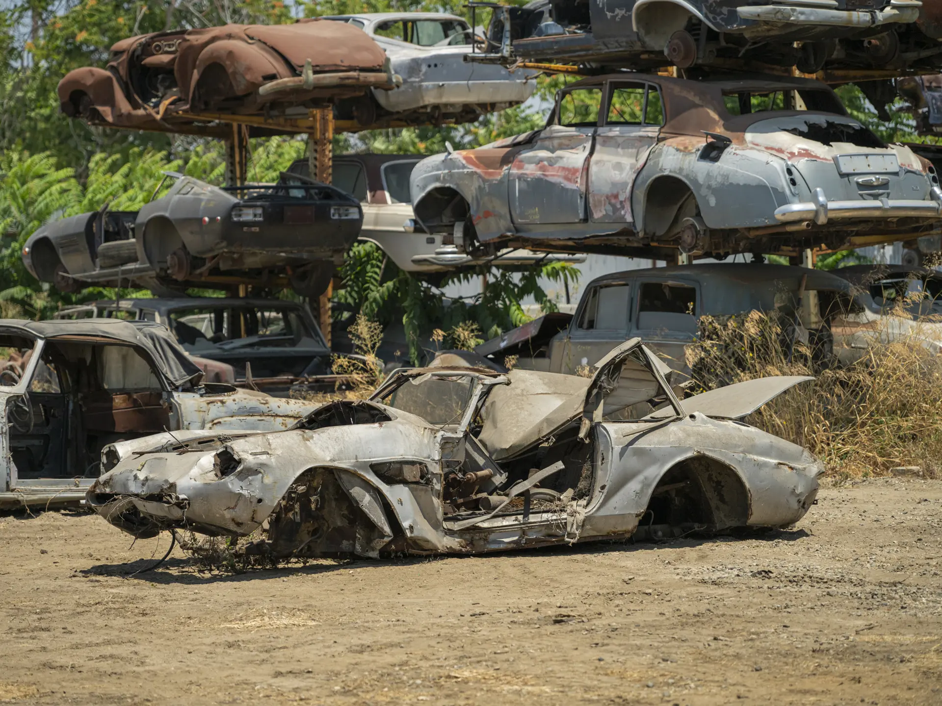 1967 Ferrari 330 GTC sold for $50,400