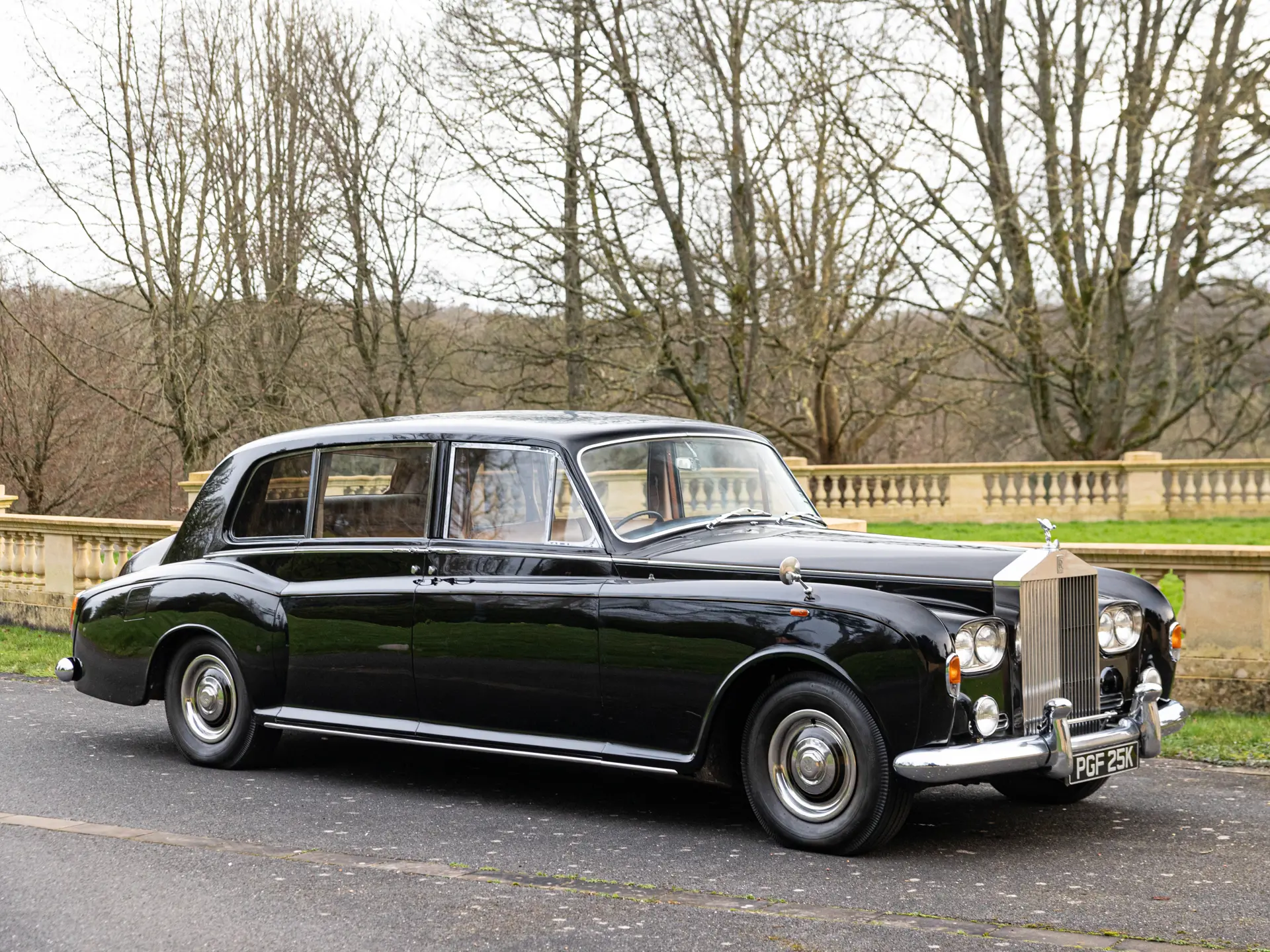 1972 Rolls-Royce Phantom VI Limousine sold for £36,800