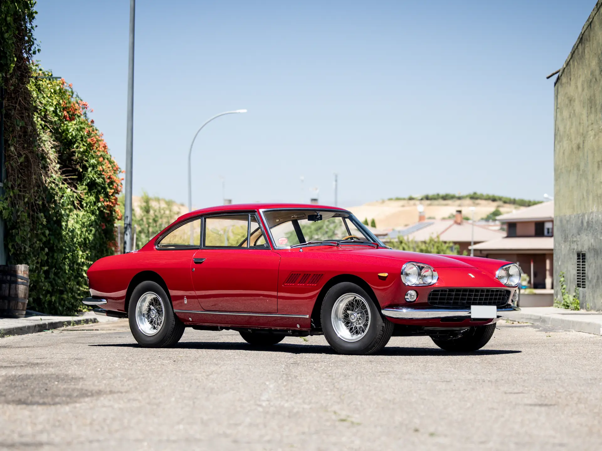 1965 Ferrari 330 GT 2+2 Series I sold for €146,625