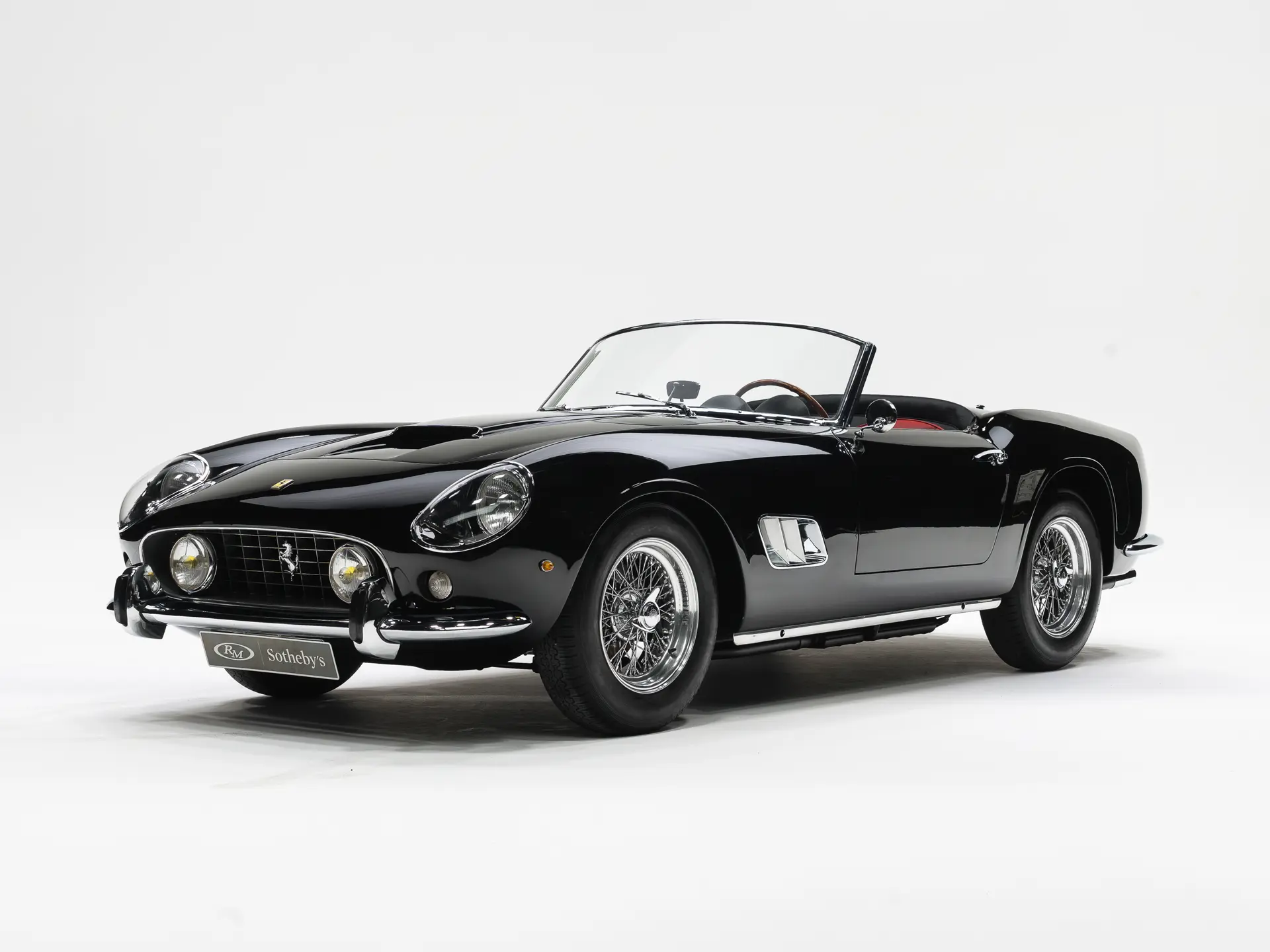 1960 Ferrari 250 GT SWB California Spider sold for $14,067,500