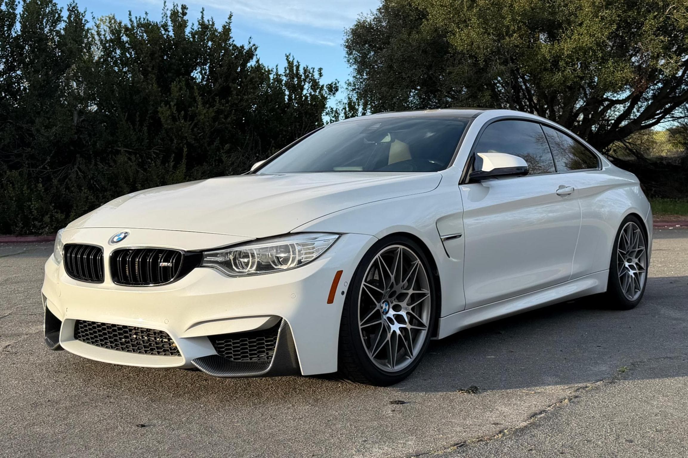 2016 BMW F8X M4 sold for $26,250