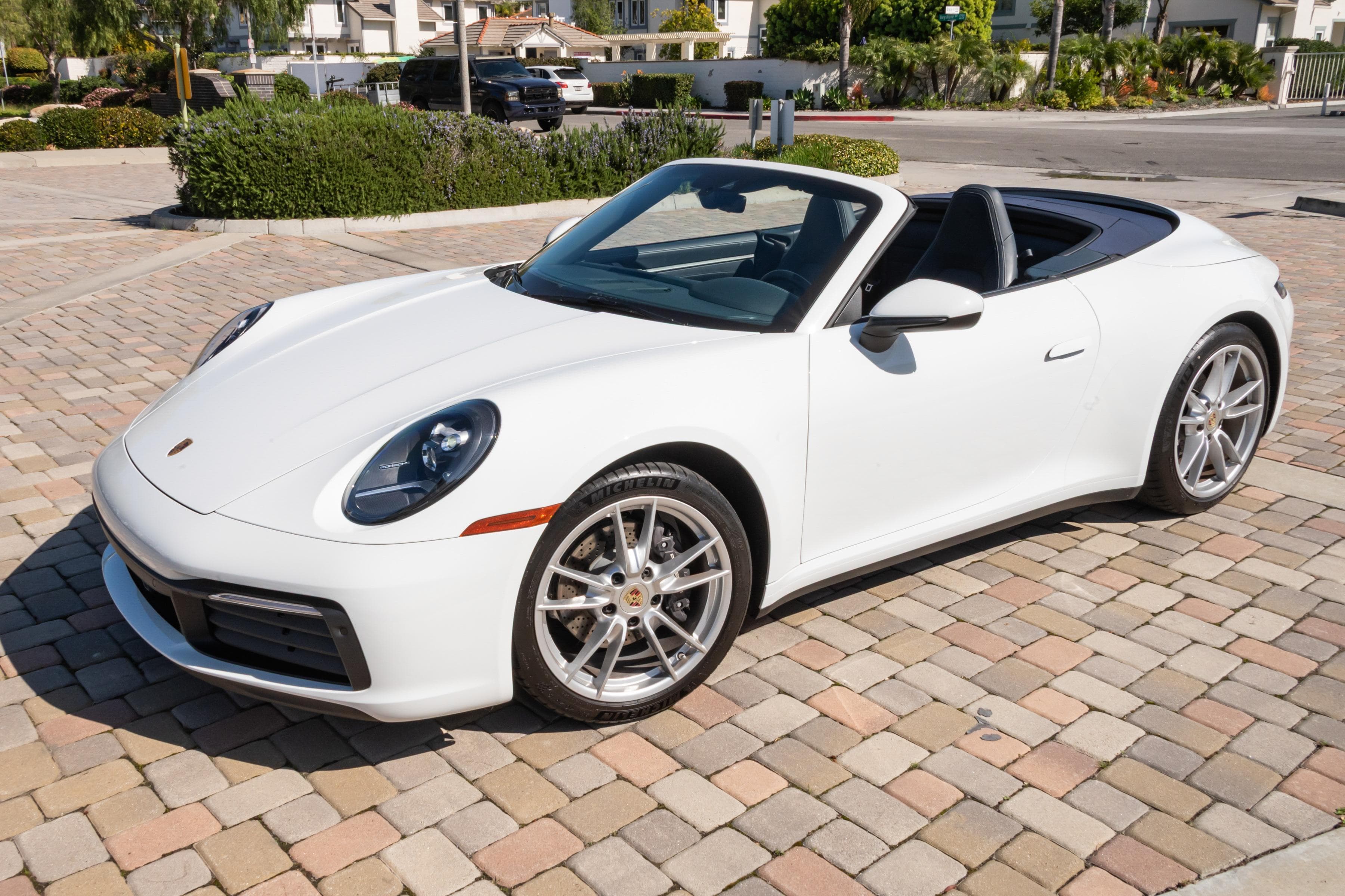 2023 Porsche 992 911 sold for $125,000