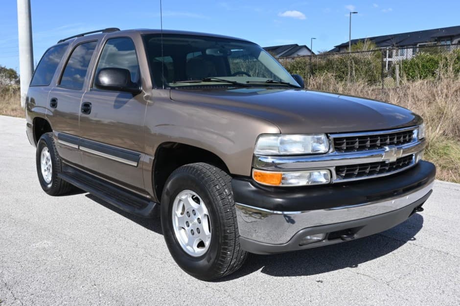 2004 Chevrolet Tahoe GMT800 sold for $21,250
