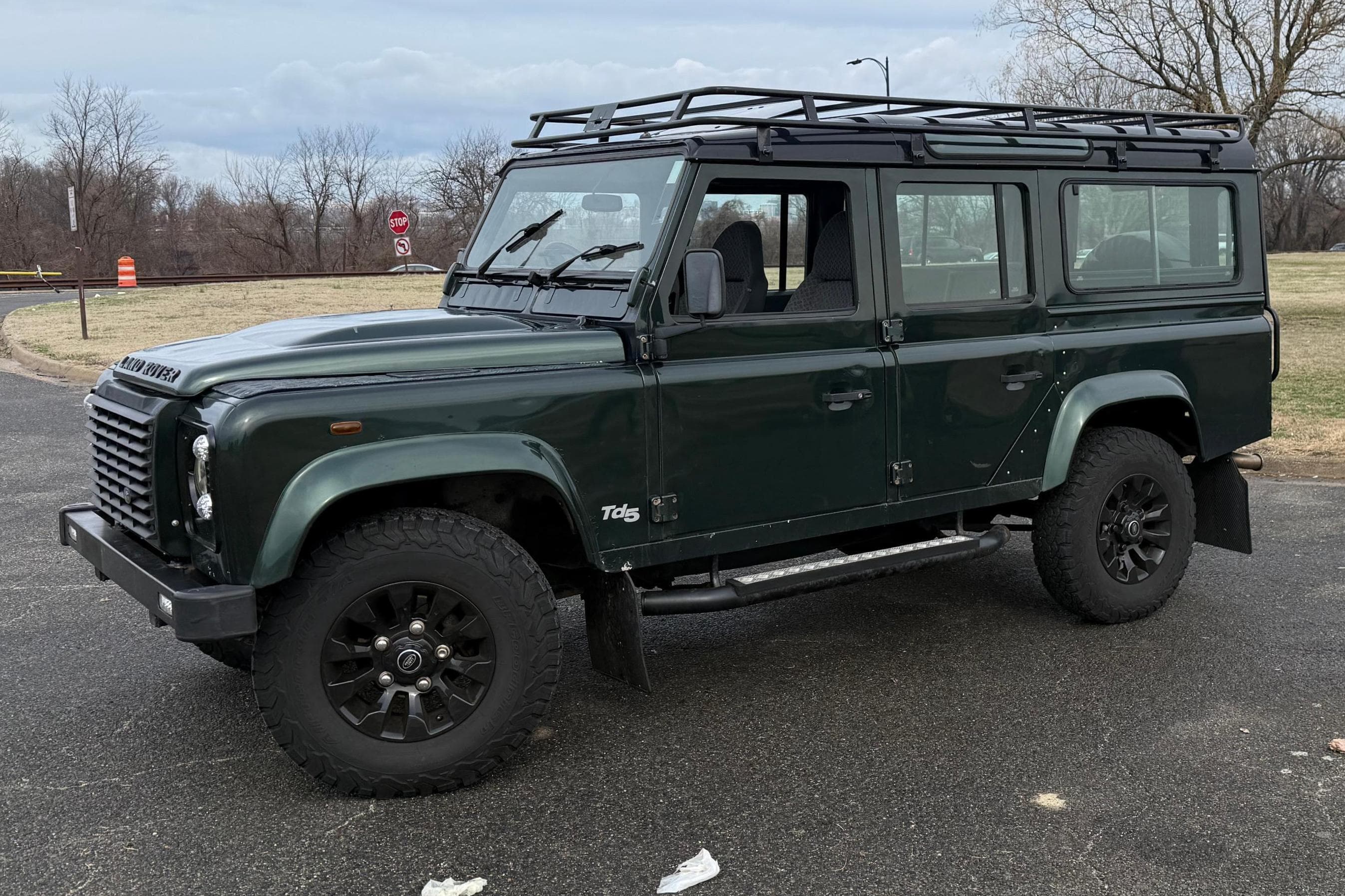 1999 Land Rover Defender sold for $23,000