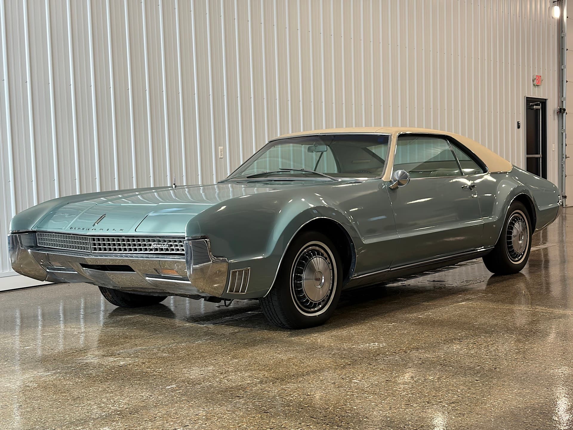1967 Oldsmobile Toronado sold for $8,800