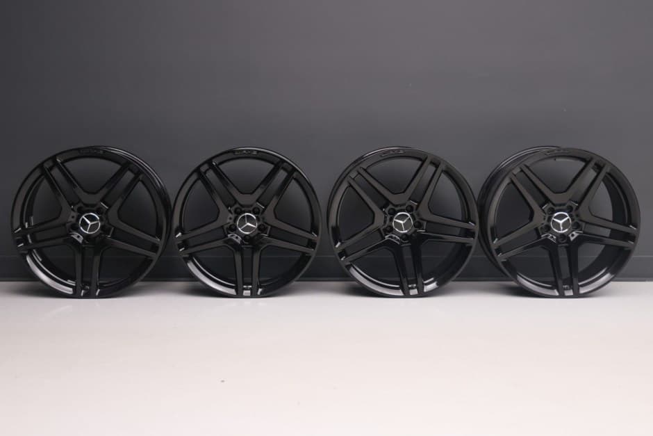 0 Mercedes-Benz CL-Class sold for $2,100