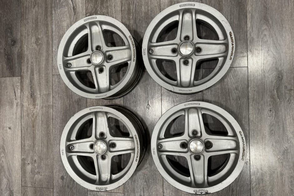 2002 BMW 2002 sold for $2,000