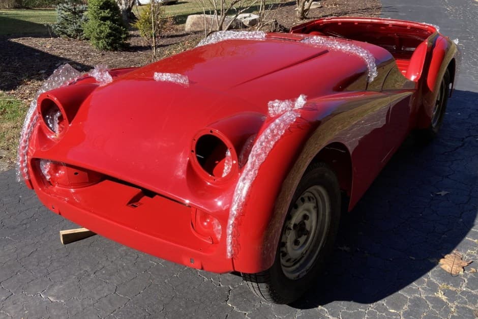 1963 Triumph TR3 sold for $18,500