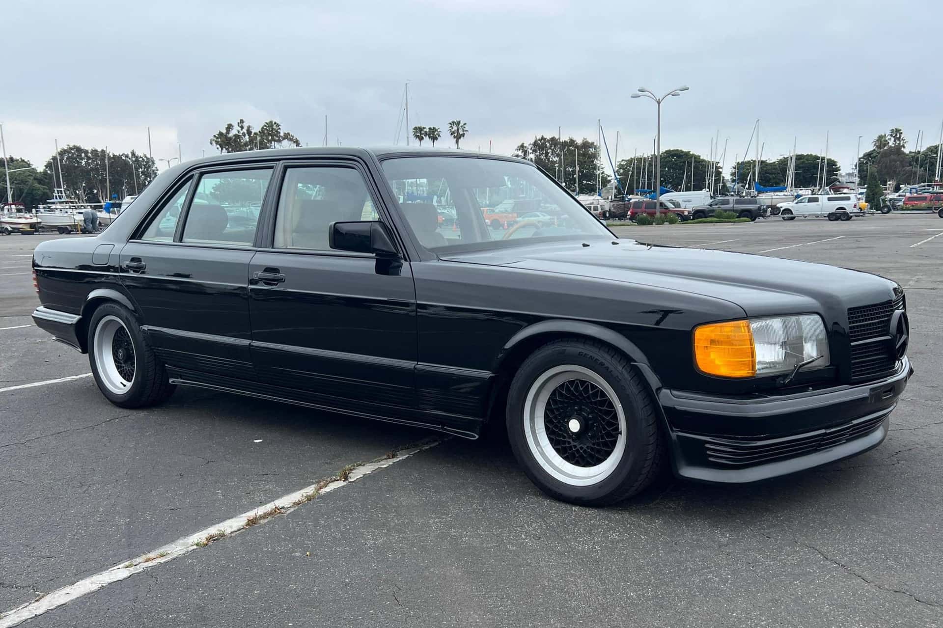1981 Mercedes-Benz S-Class sold for $10,900