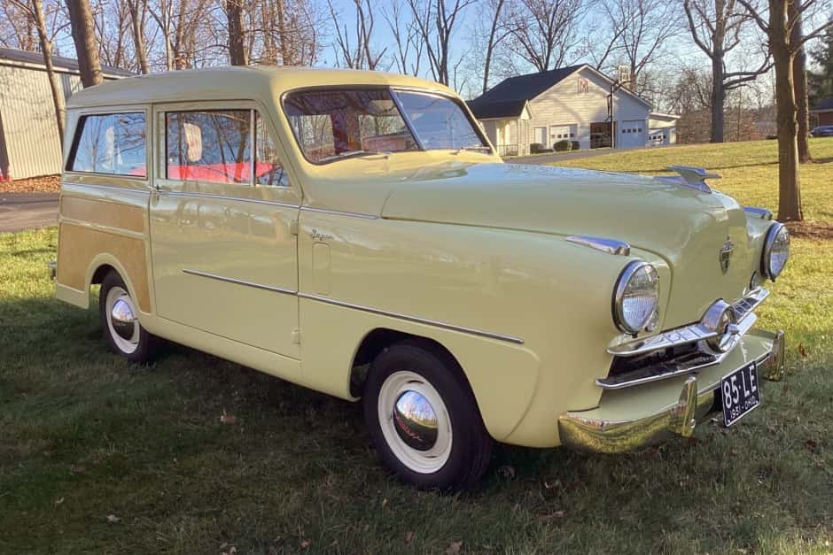 1951 Crosley Sedan, Convertible, & Wagon sold for $16,000