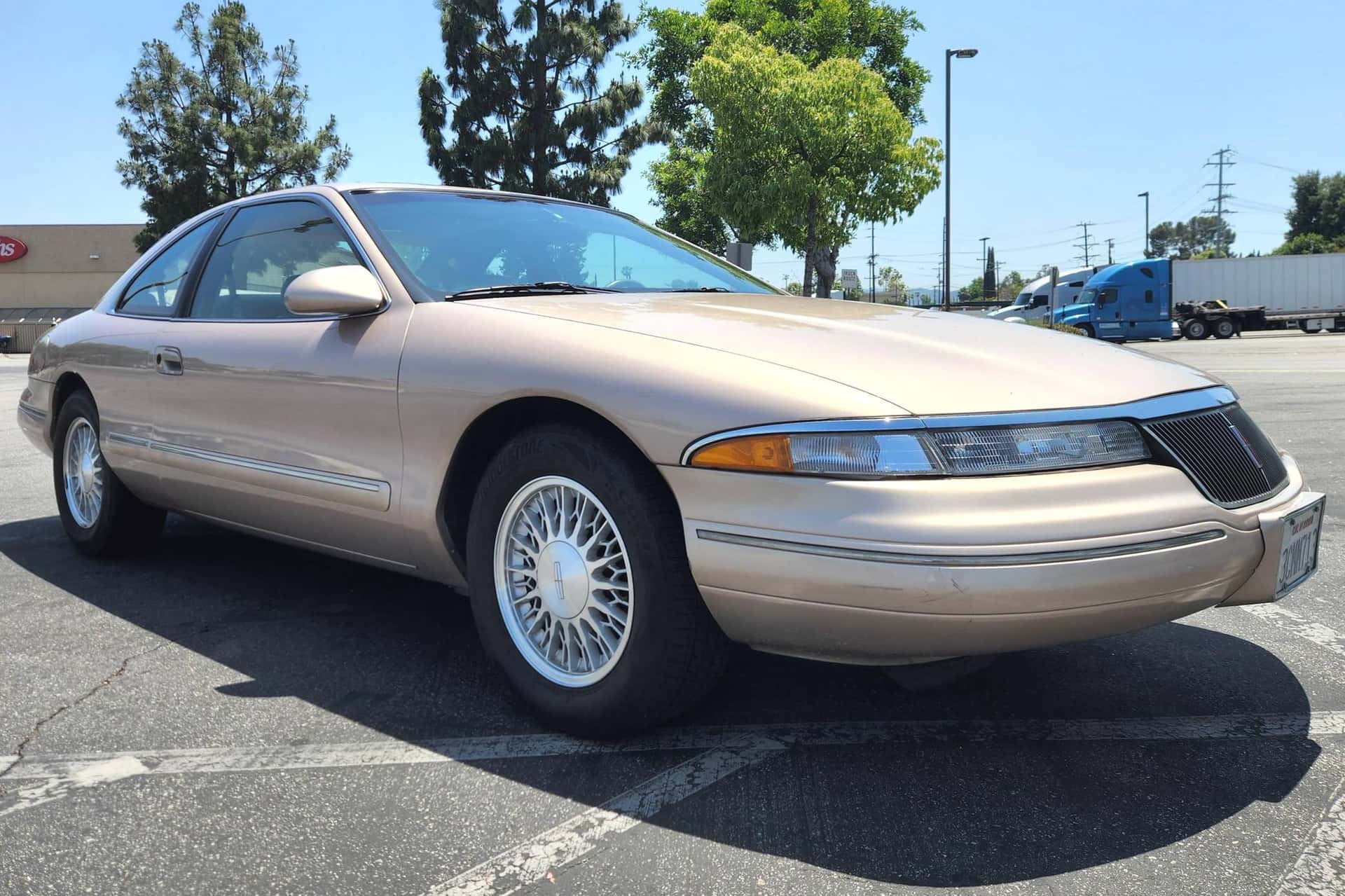 1993 Lincoln Mark VIII sold for $6,300