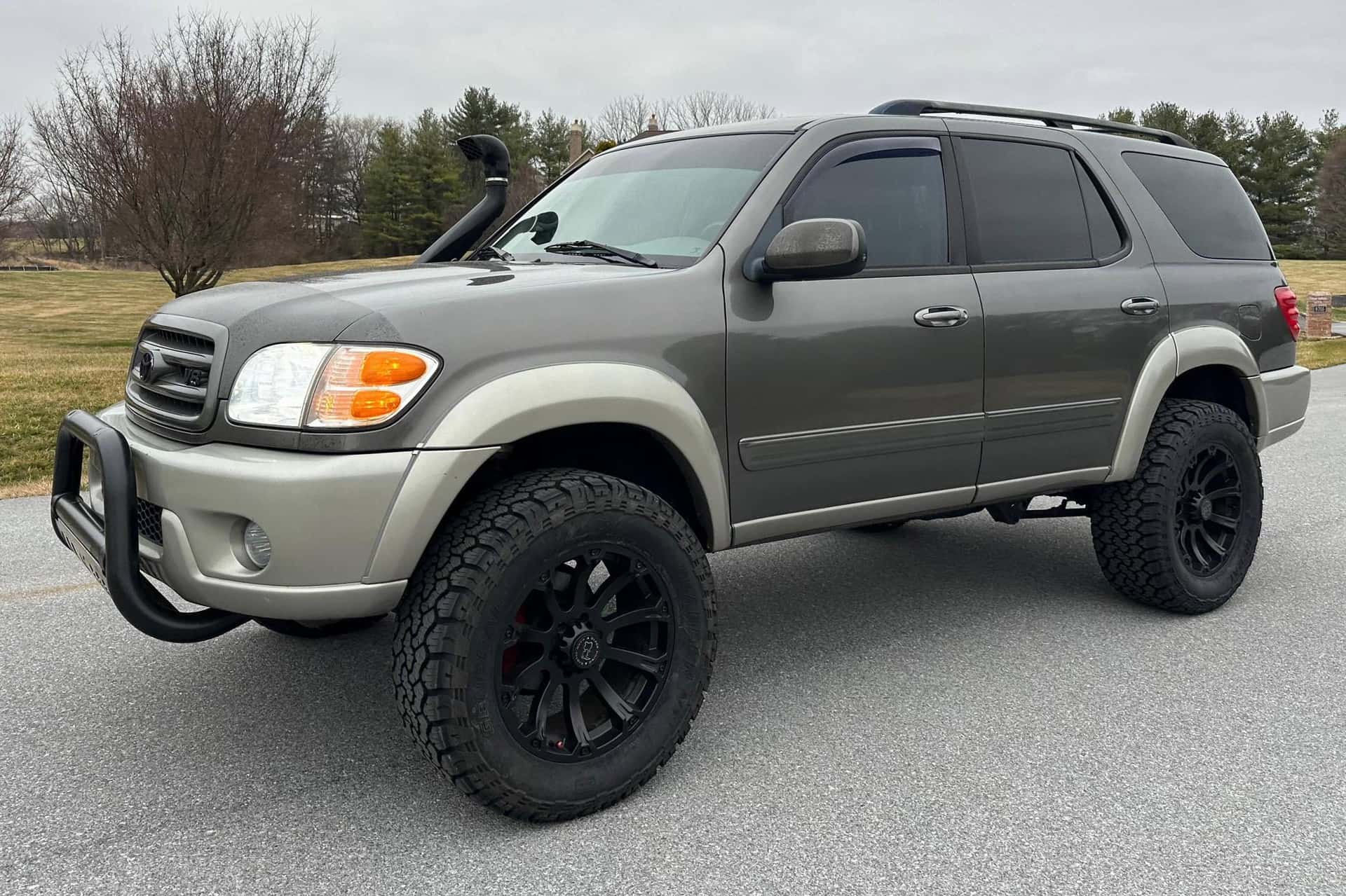 2004 Toyota Sequoia sold for $8,800