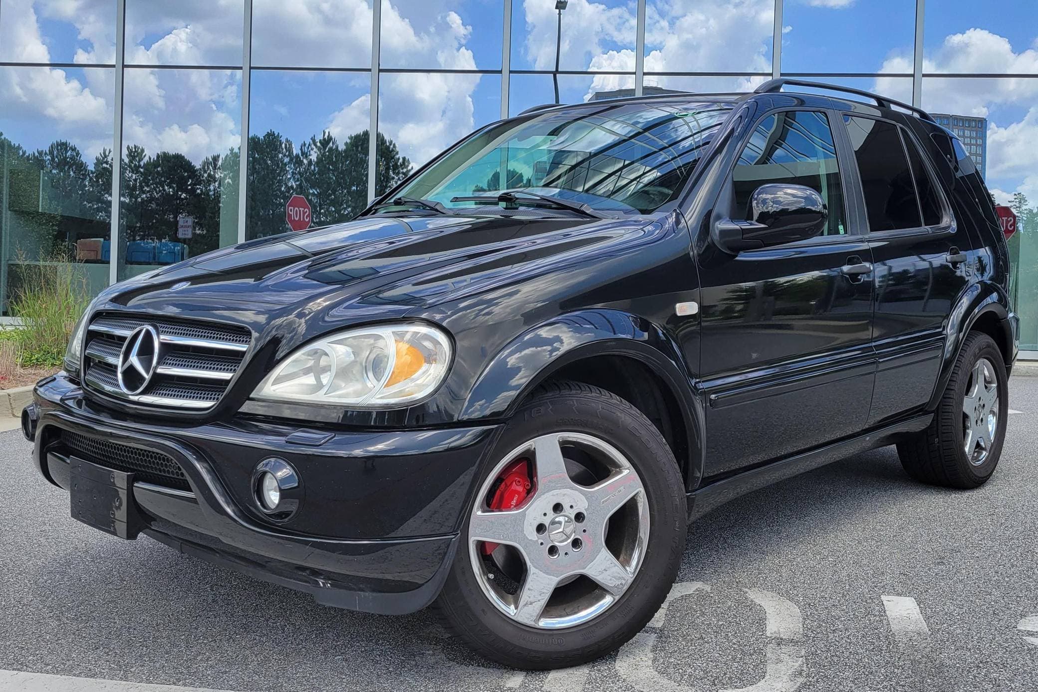 2000 Mercedes-Benz ML AMG sold for $11,900