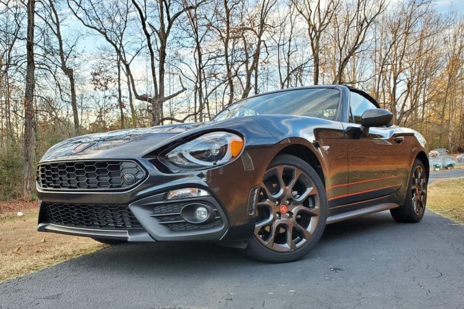 2017 Fiat 124 Spider (2017-2020) sold for $18,500