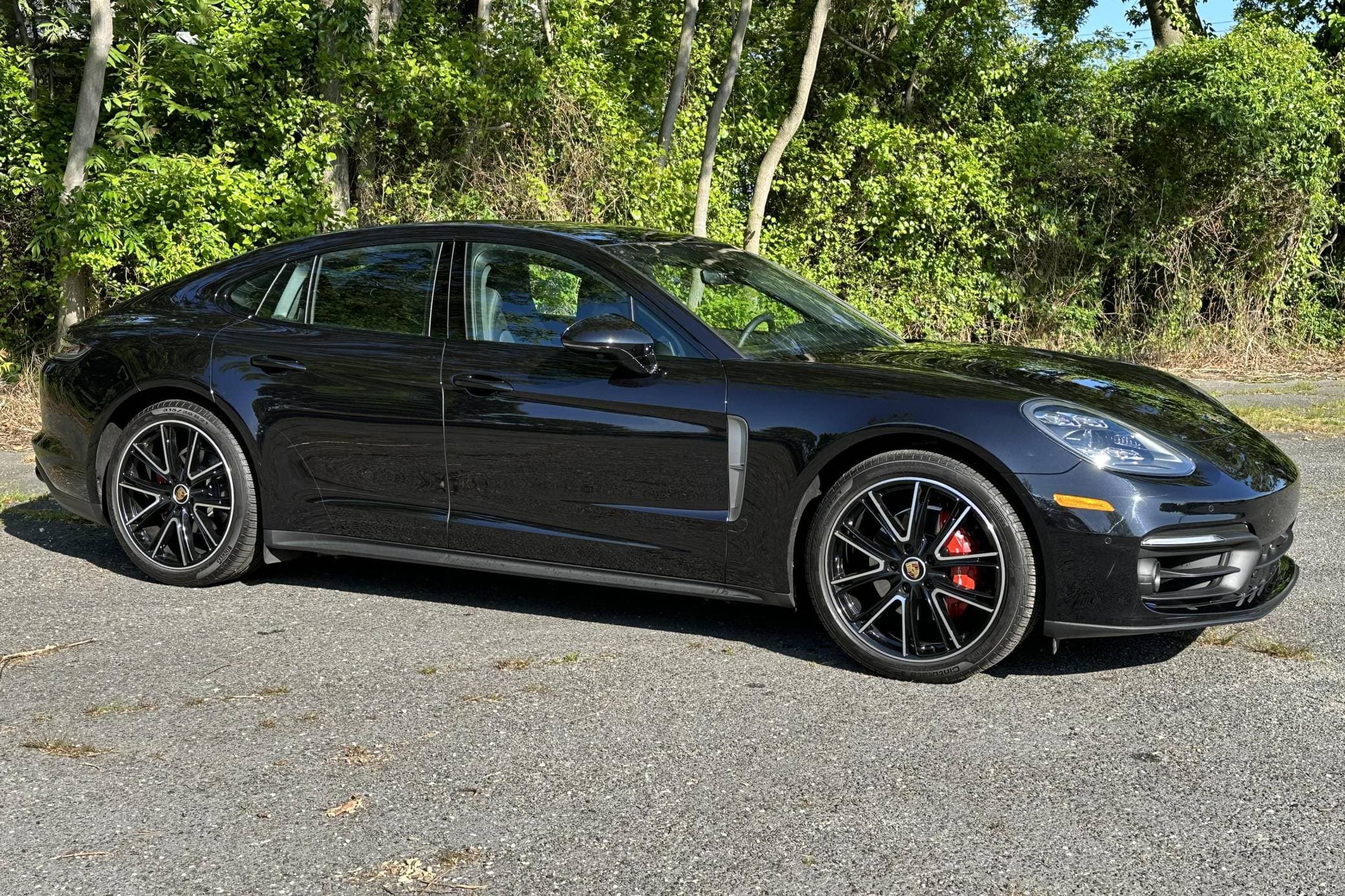 2023 Porsche Panamera sold for $88,500