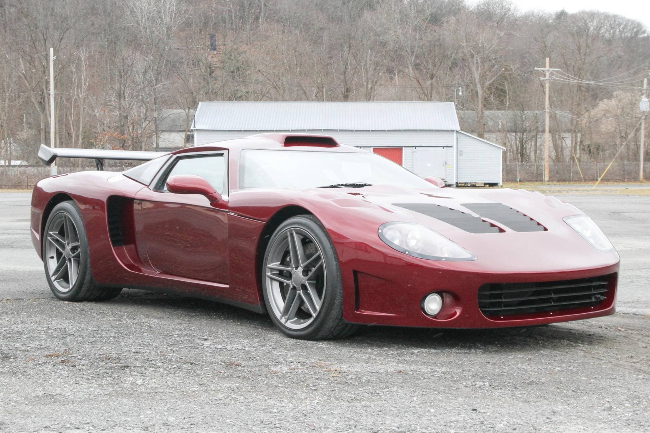 2006 Ford GT 40 Replica sold for $63,000
