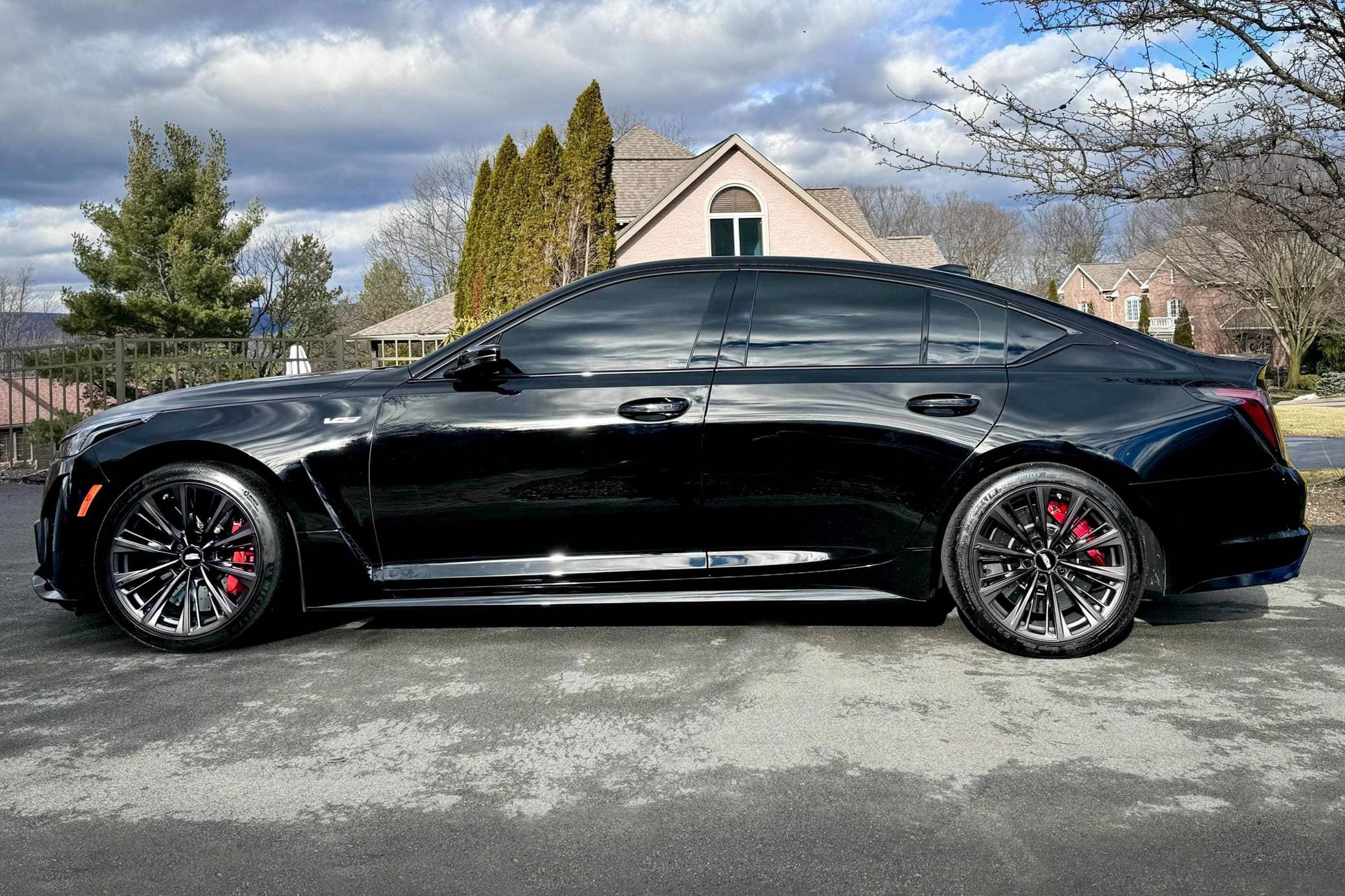 2022 Cadillac CT5-V sold for $85,500