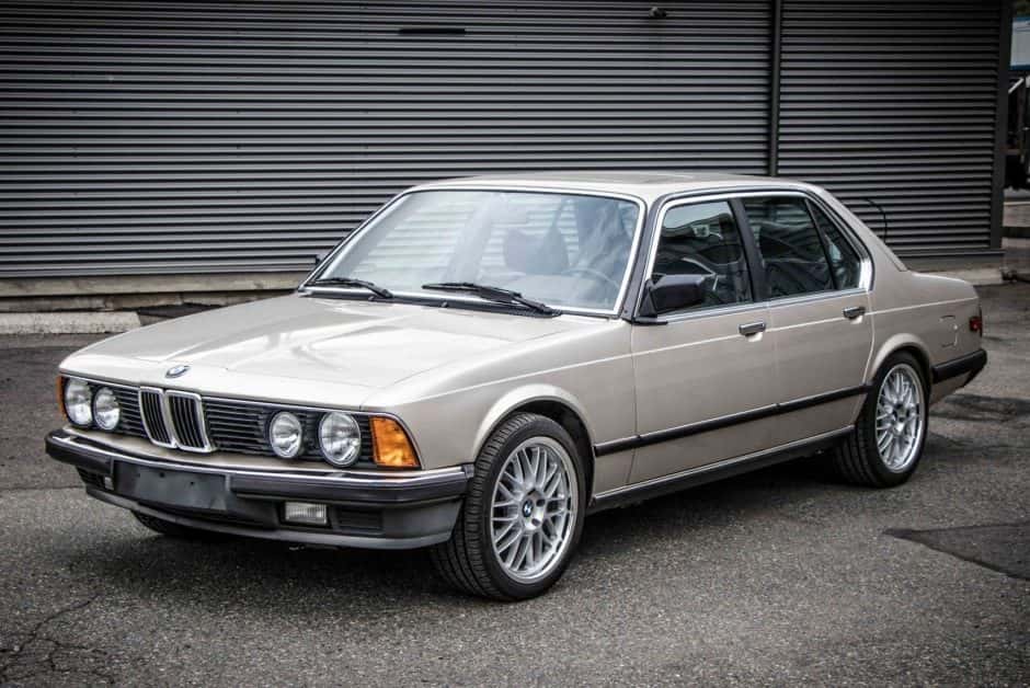 1985 BMW E23 7-Series sold for $6,800