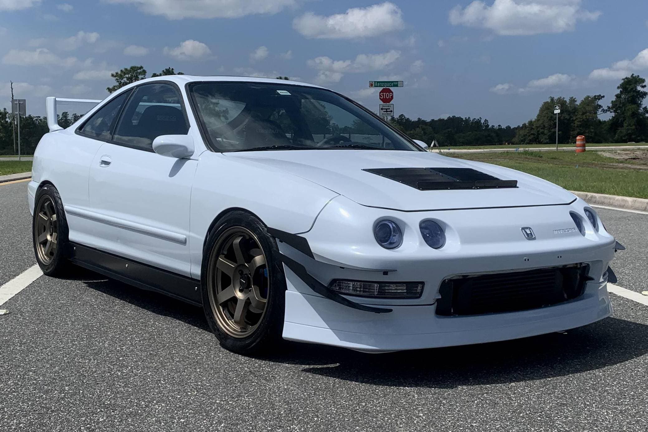 1997 Acura Integra sold for $9,500