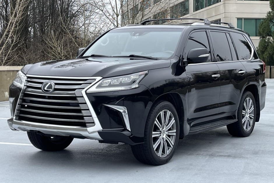 2016 Lexus LX570 sold for $41,000