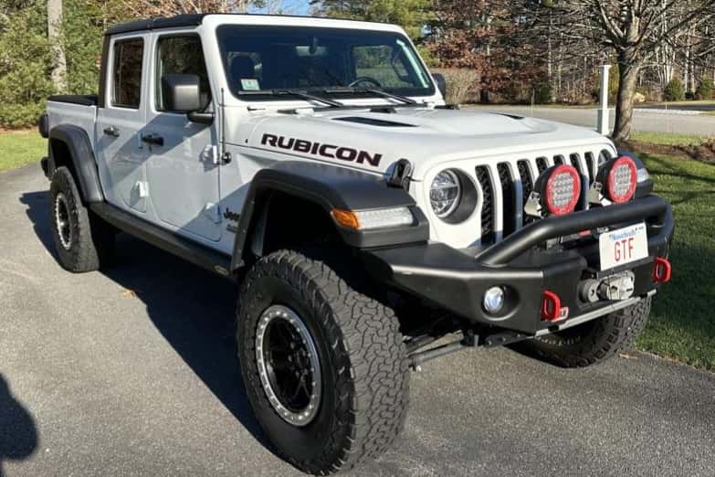 2020 Jeep Pickup sold for $66,500