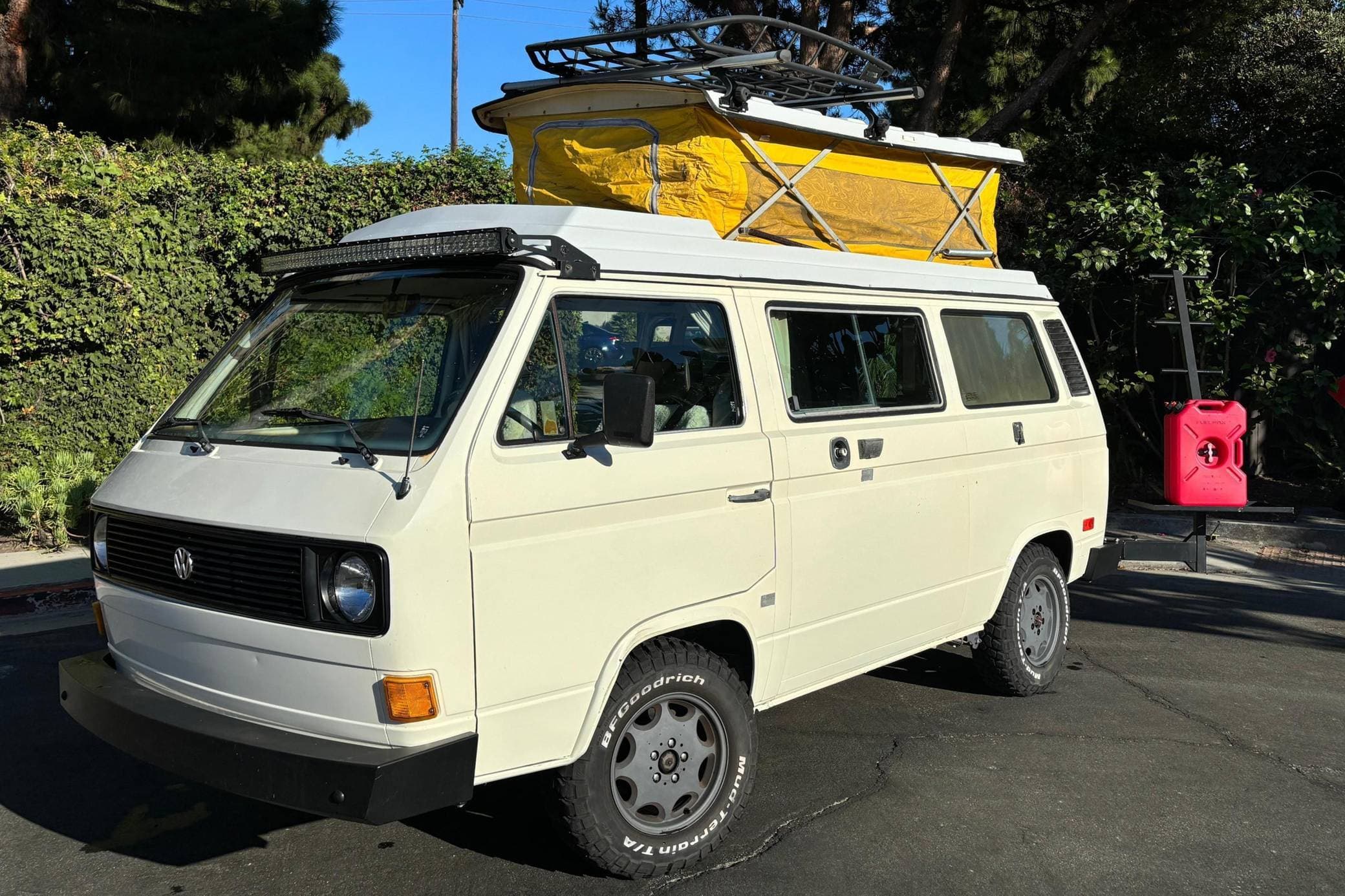 1982 Volkswagen Vanagon sold for $12,000