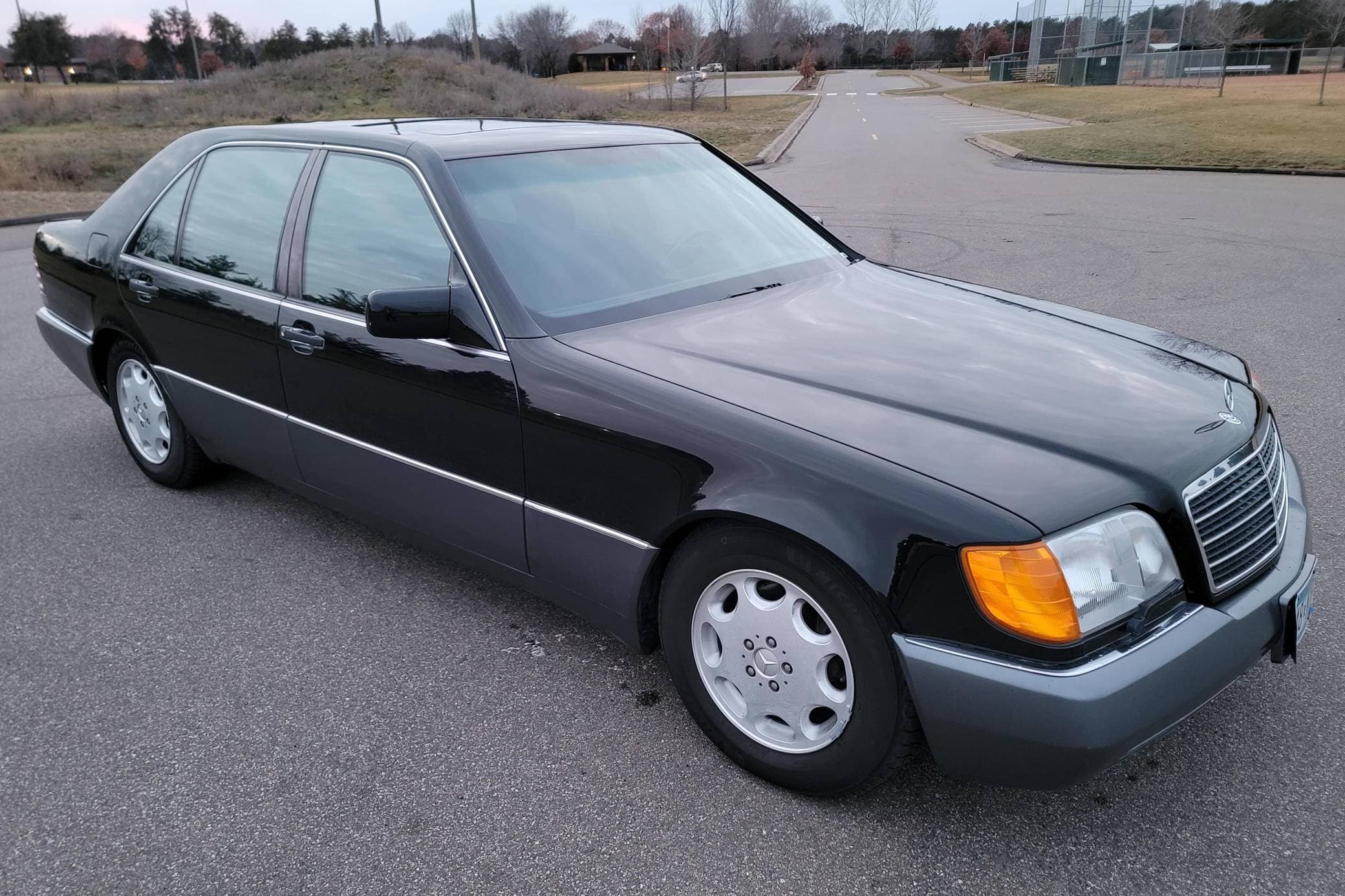 1994 Mercedes-Benz S-Class sold for $7,769