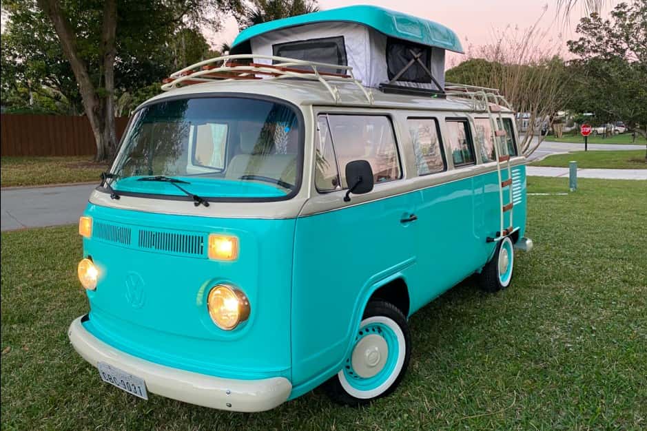 1995 Volkswagen Bay-Window Camper sold for $44,000