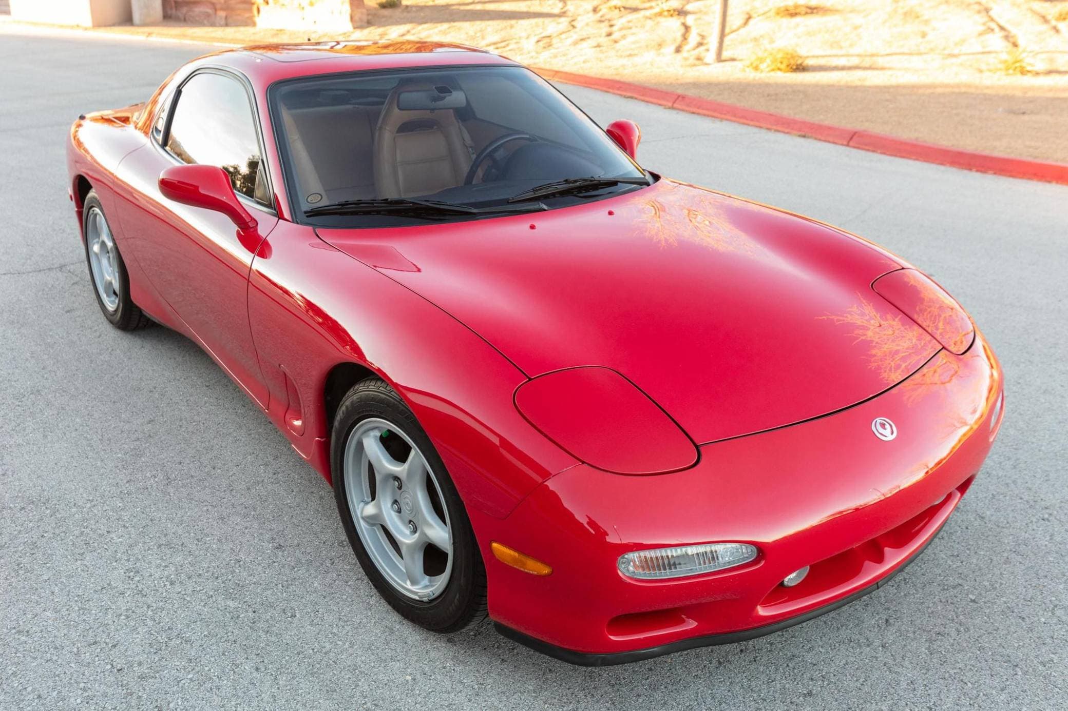 1993 Mazda FD RX-7 sold for $36,350