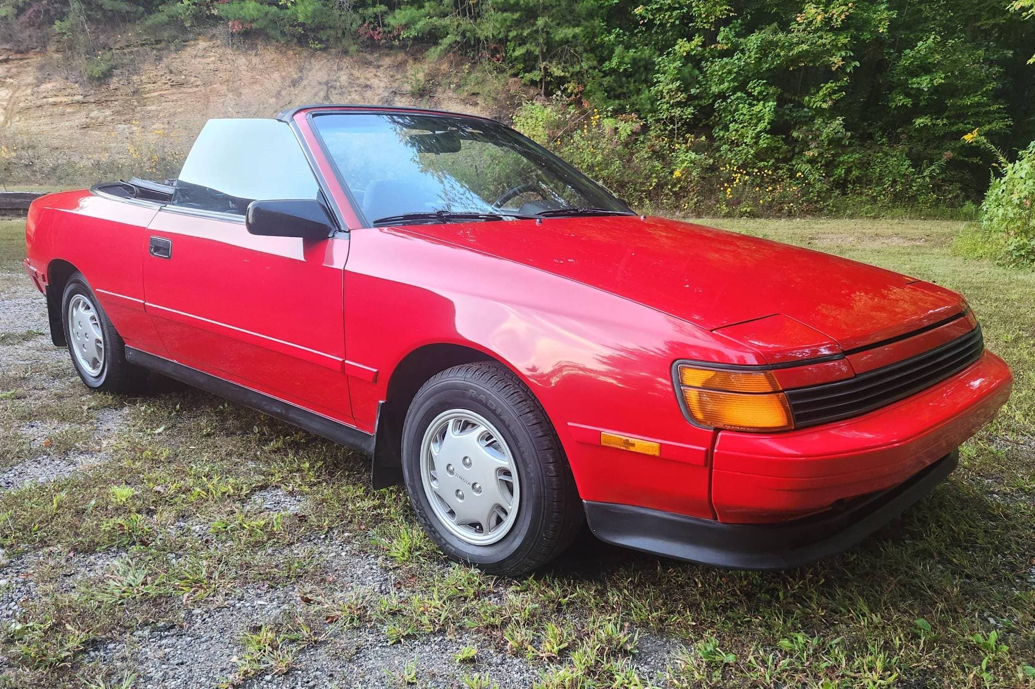 1989 Toyota Celica sold for $4,420