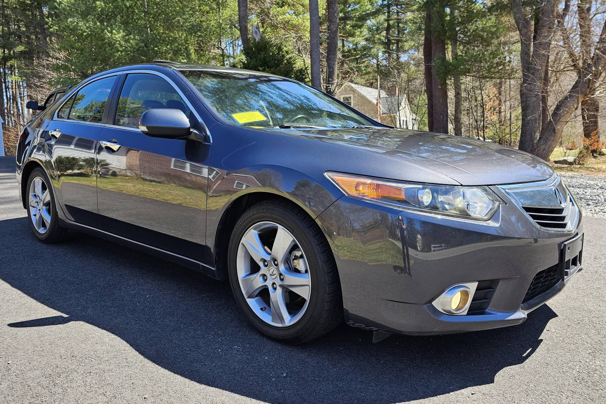 2011 Acura TSX sold for $10,600