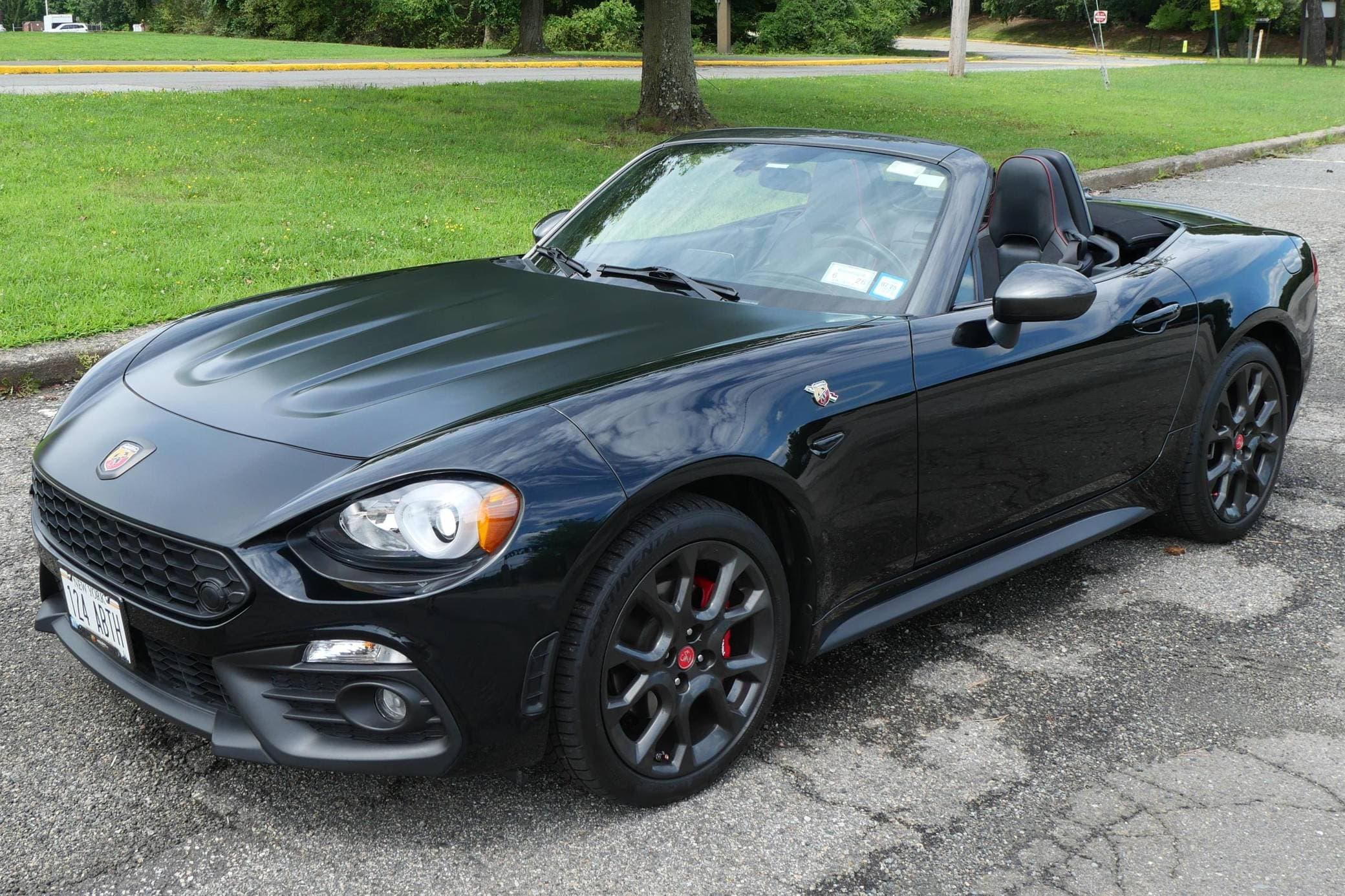 2018 Fiat 124 Spider sold for $19,103
