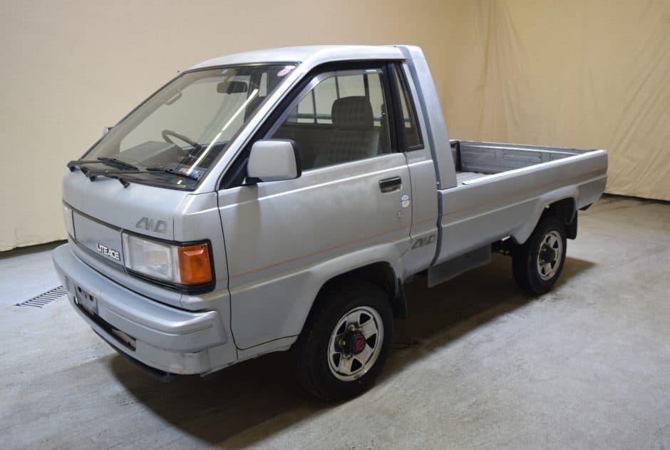 1991 Toyota LiteAce & TownAce sold for $9,100