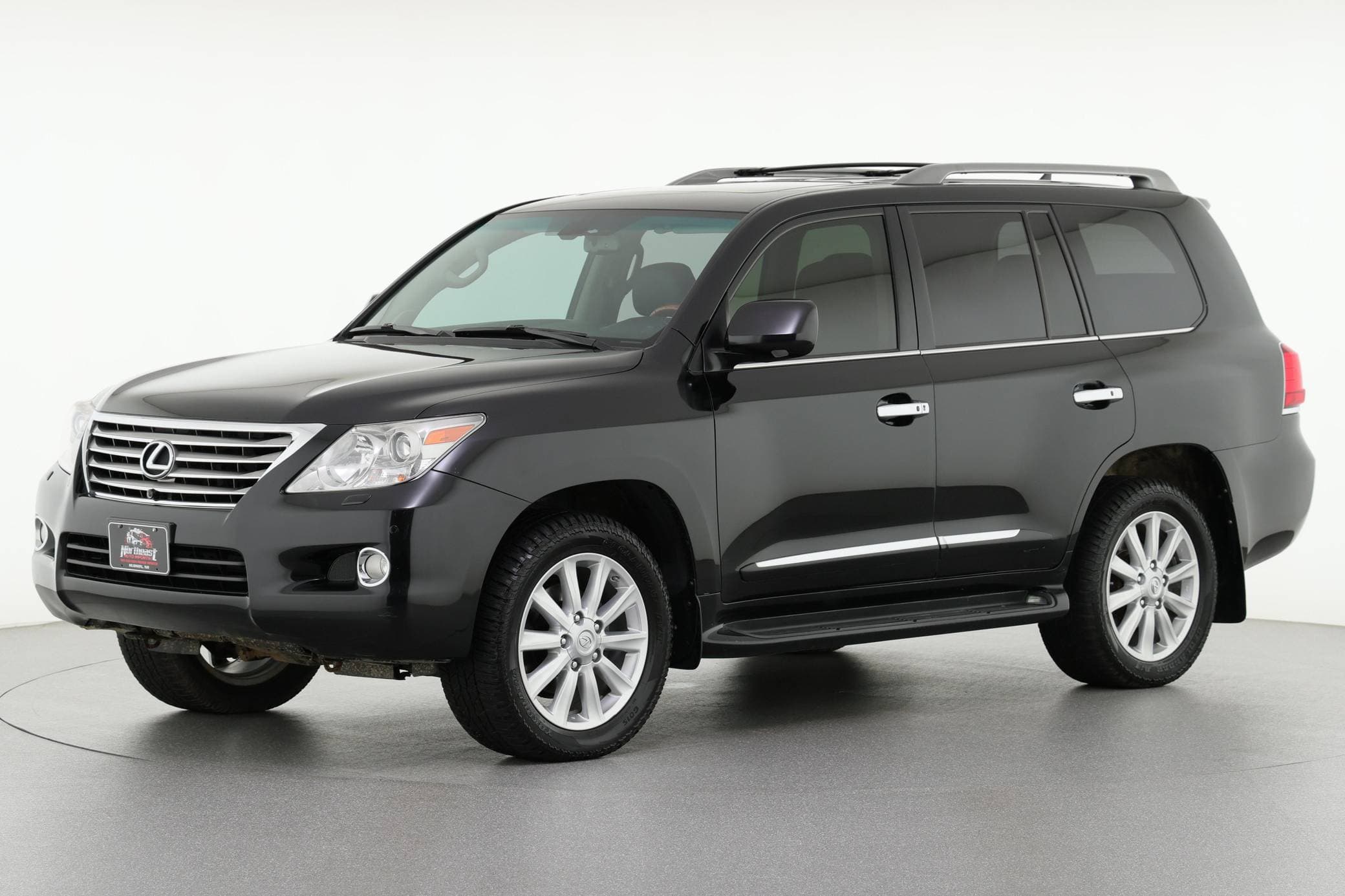 2011 Lexus LX sold for $30,001