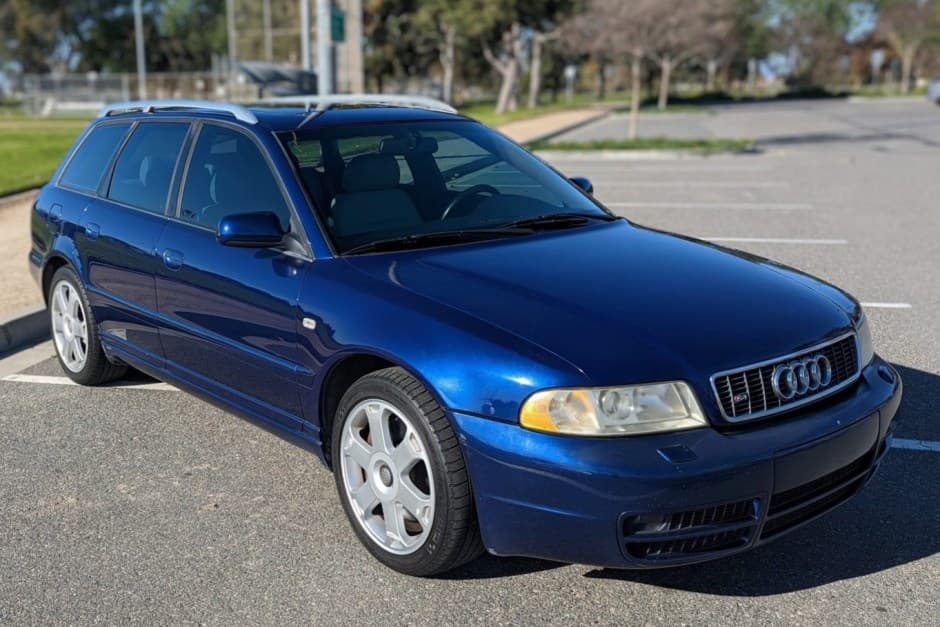 2001 Audi S4 sold for $12,369