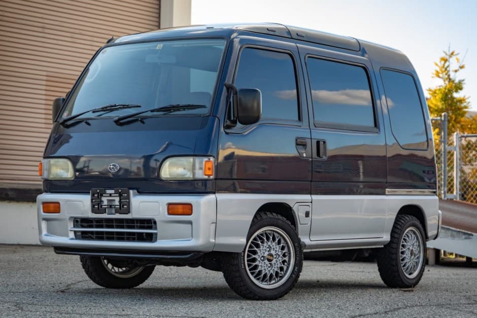 1992 Subaru Sambar sold for $13,250